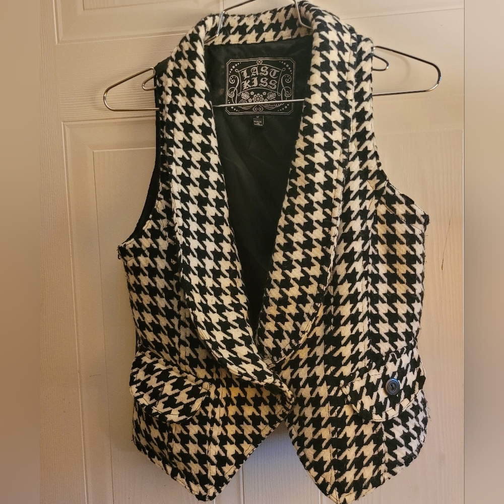 Herring Bone acrylic twill vest